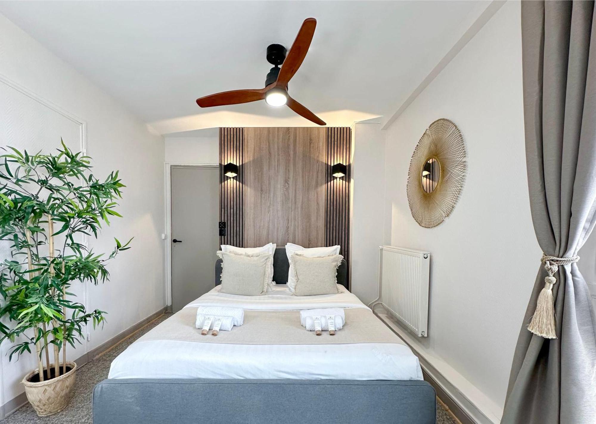 Spacious & Luxurious Flat In Montparnasse Париж Екстериор снимка