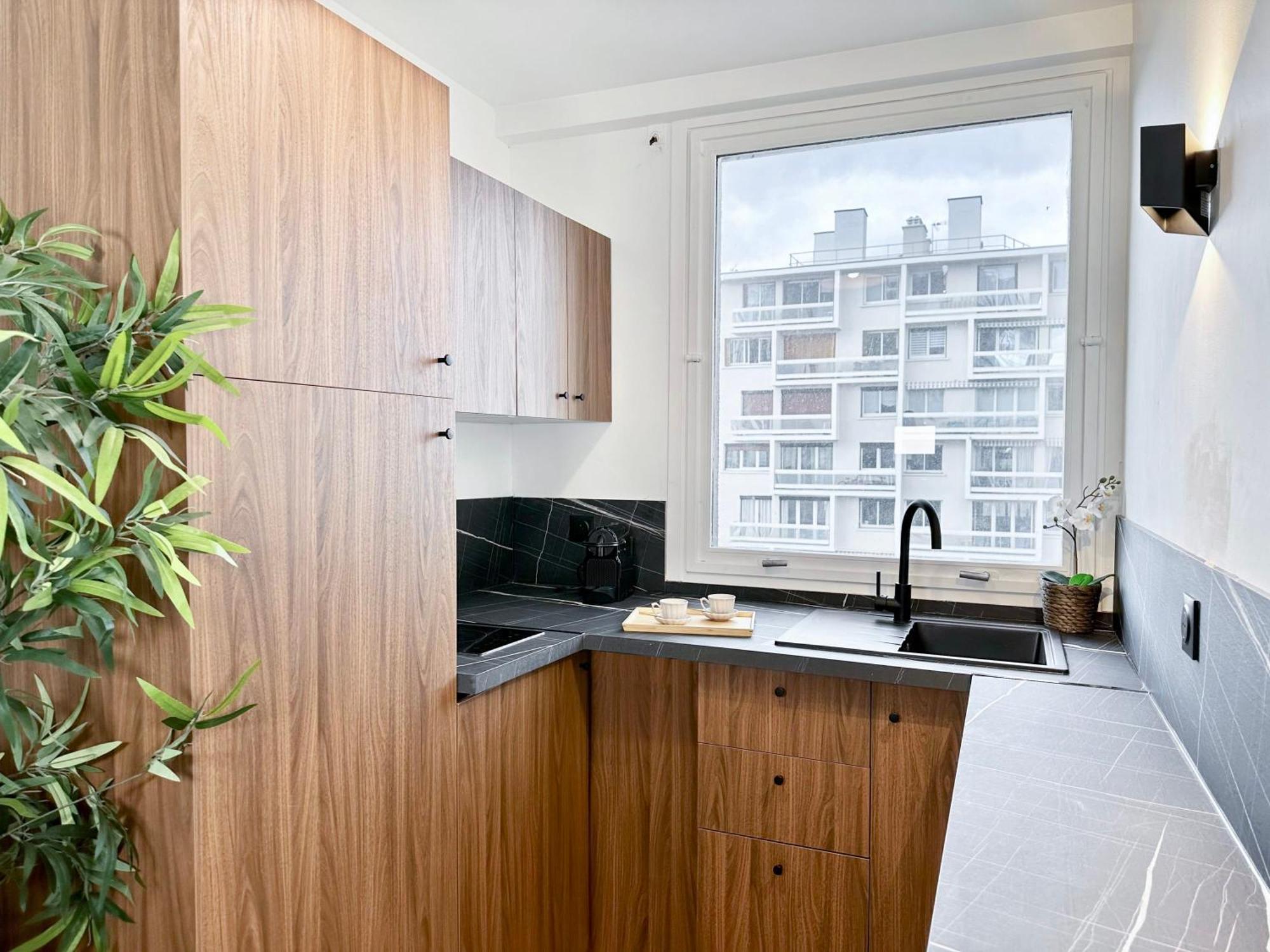 Spacious & Luxurious Flat In Montparnasse Париж Екстериор снимка