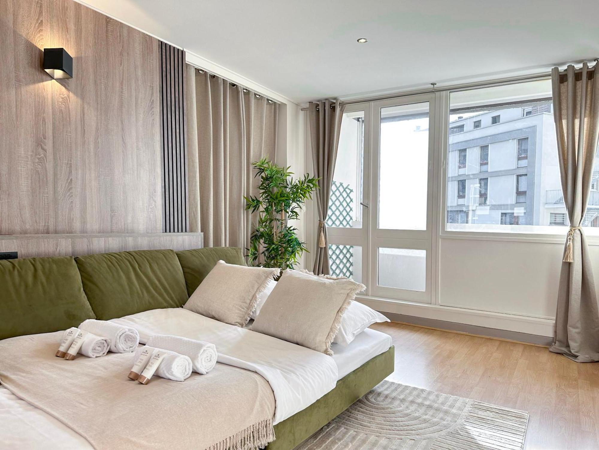 Spacious & Luxurious Flat In Montparnasse Париж Екстериор снимка