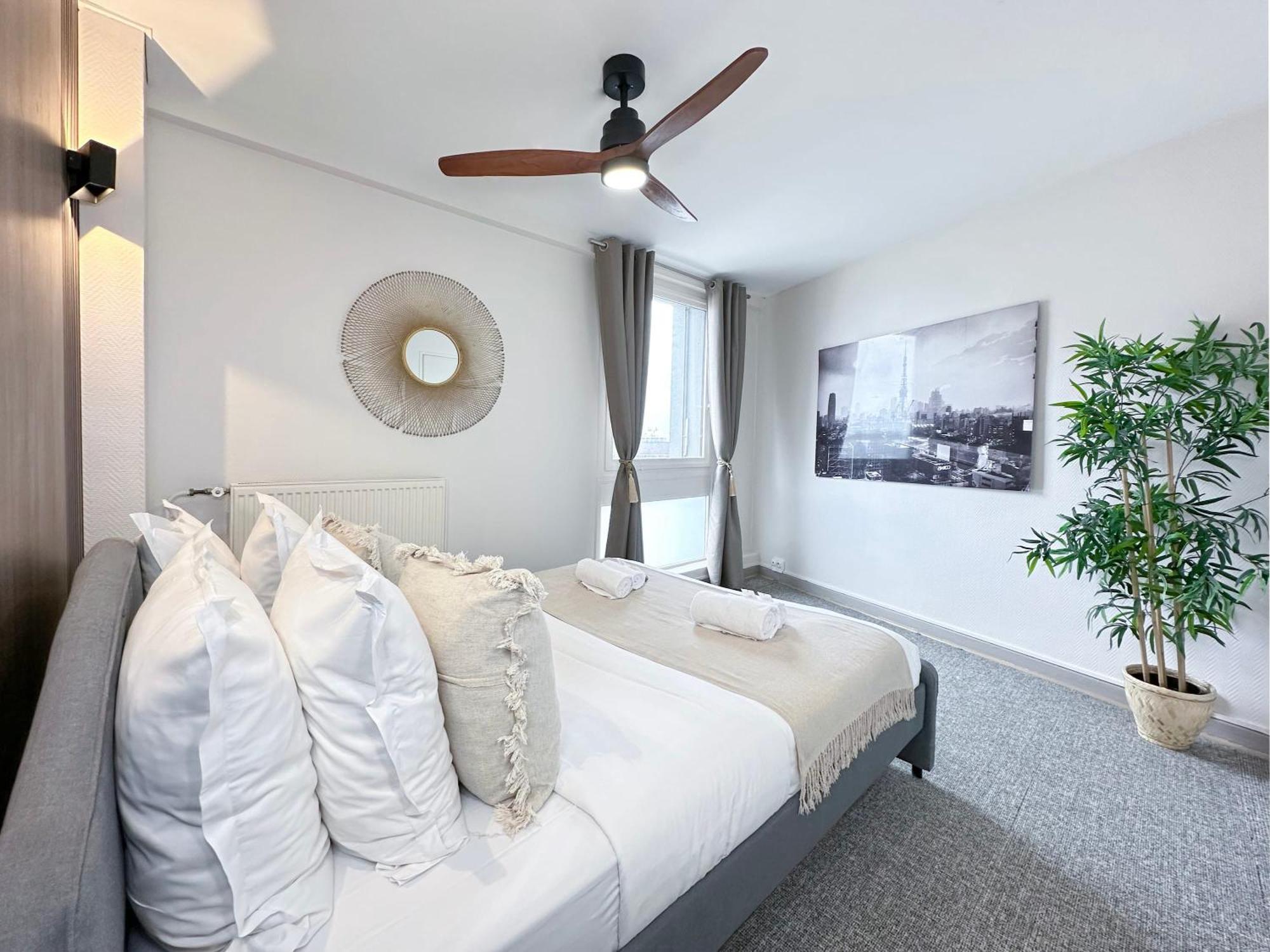 Spacious & Luxurious Flat In Montparnasse Париж Екстериор снимка
