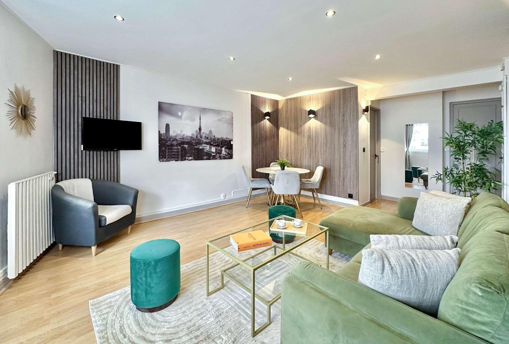 Spacious & Luxurious Flat In Montparnasse Париж Екстериор снимка
